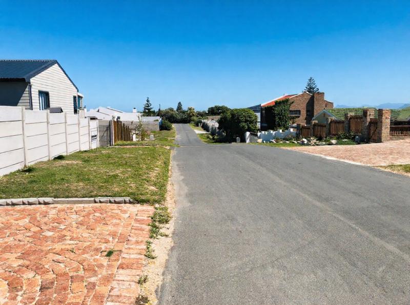 2 Bedroom Property for Sale in De Kelders Western Cape